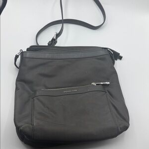 Michael Kors Morgan Medium Messenger Crossbody Bag